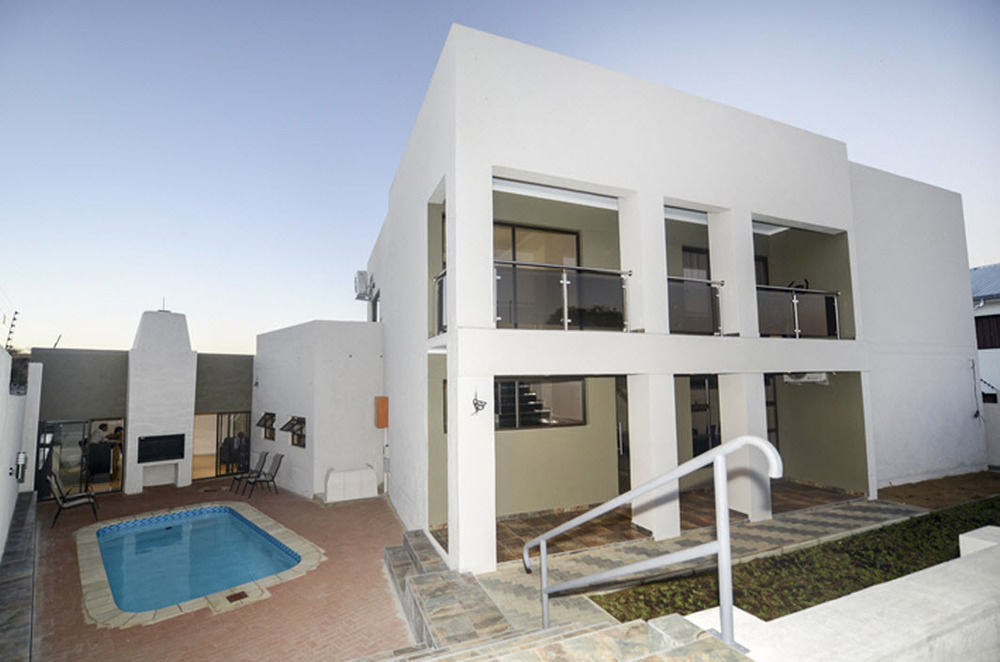 Discovery Guest House Windhoek Extérieur photo